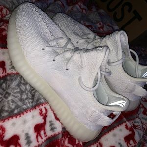 Yeezy boost 350 v2